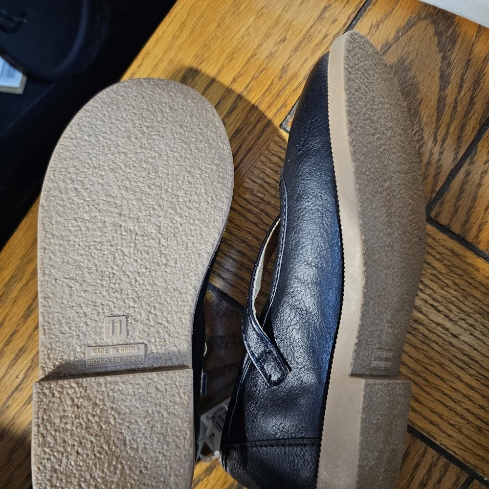 Old Navy girls dress shoes
